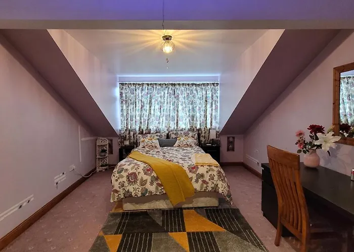 Another Sweet * Bradford (West Yorkshire)