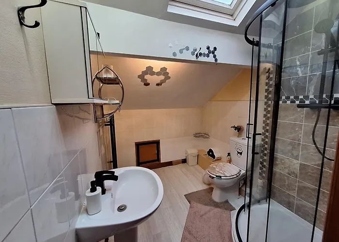 Another Sweet * Bradford (West Yorkshire)